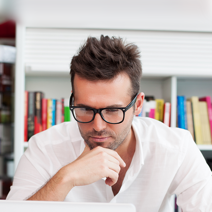 Коля Николаев